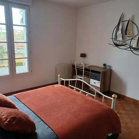 Maison Chaleureuse Avec Terrasse Et Vue Baie Prázdninový dům Avranches