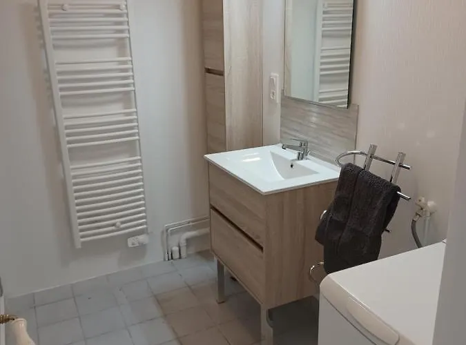 Maison Chaleureuse Avec Terrasse Et Vue Baie * 아브랑슈