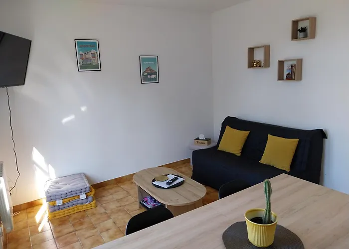 Maison Chaleureuse Avec Terrasse Et Vue Baie 펜션 아브랑슈